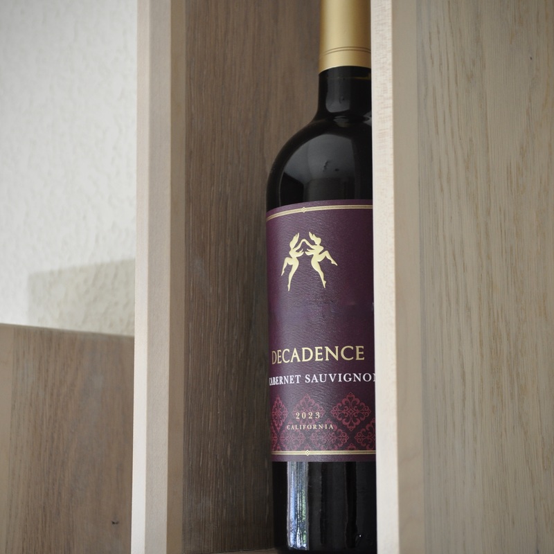 White-washed Oak & Maple Vertical